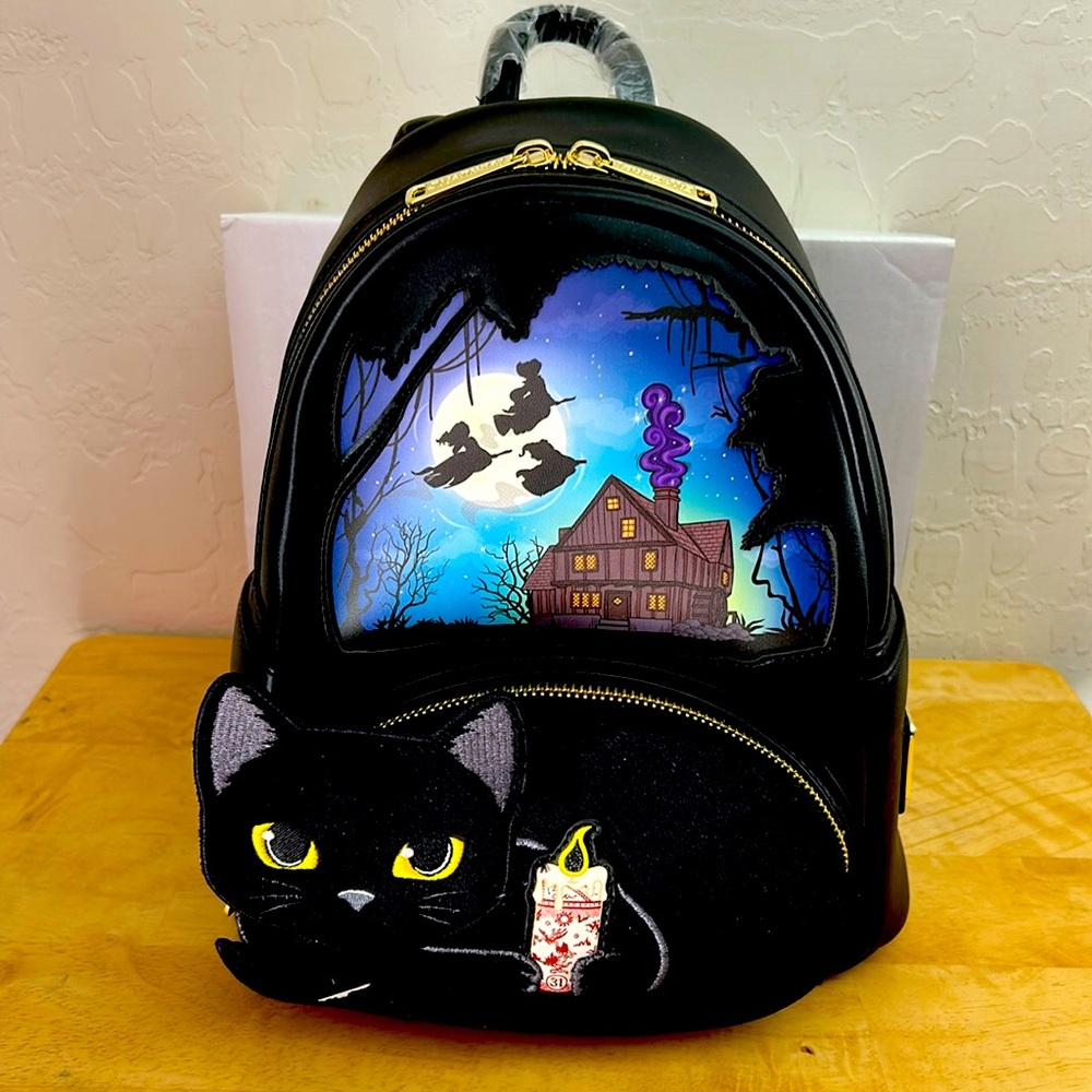 Loungefly Disney Hocus Pocus Binx Cat Pocket Mini Backpack
